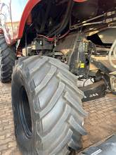 Foto 3 de Colheitadeira Case IH 7230 com Plataforma 35 Pés - Ano 2014