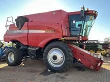 Foto 8 de Colheitadeira Case IH 7230 com Plataforma 35 Pés - Ano 2014