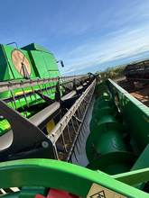 Foto 4 de Colheitadeira John Deere S440 com Plataforma 25 Pés - Ano 2018