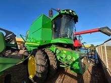 Foto 6 de Colheitadeira John Deere S440 com Plataforma 25 Pés - Ano 2018