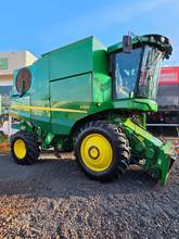 Foto 4 de Colheitadeira John Deere S440 com Plataforma 25 Pés - Ano 2018
