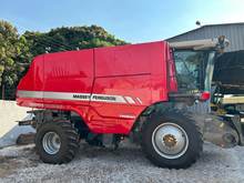 Foto 11 de Colheitadeira Massey Ferguson 9695 com Plataforma 30 Pés - Ano 2023