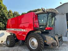 Foto 3 de Colheitadeira Massey Ferguson 9695 com Plataforma 30 Pés - Ano 2023