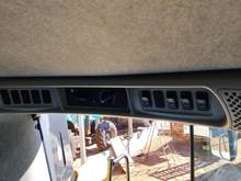 Foto 2 de Colheitadeira New Holland CR 6080 com Plataforma 30 Pés - Ano 2014