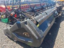Foto 5 de Colheitadeira New Holland CR 6080 com Plataforma GTS 30 Pés - Ano 2016