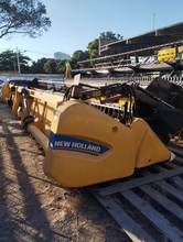 Foto 11 de Colheitadeira New Holland TX 5.90 com Plataforma 30 Pés - Ano 2021