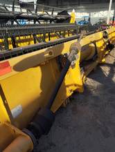 Foto 3 de Colheitadeira New Holland TX 5.90 com Plataforma 30 Pés - Ano 2021