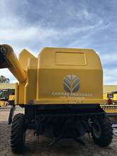 Foto 17 de Colheitadeira New Holland TX 5.90 com Plataforma 30 Pés - Ano 2025