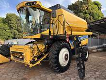 Foto 23 de Colheitadeira New Holland TX 5.90 com Plataforma 30 Pés - Ano 2025