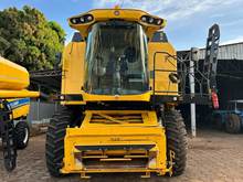 Foto 3 de Colheitadeira New Holland TX 5.90 com Plataforma 30 Pés - Ano 2025