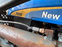 Foto 14 de Trator New Holland 7630 - Ano 2011