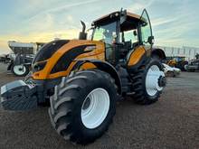 Foto 7 de Trator Valtra T-250 - Ano 2019